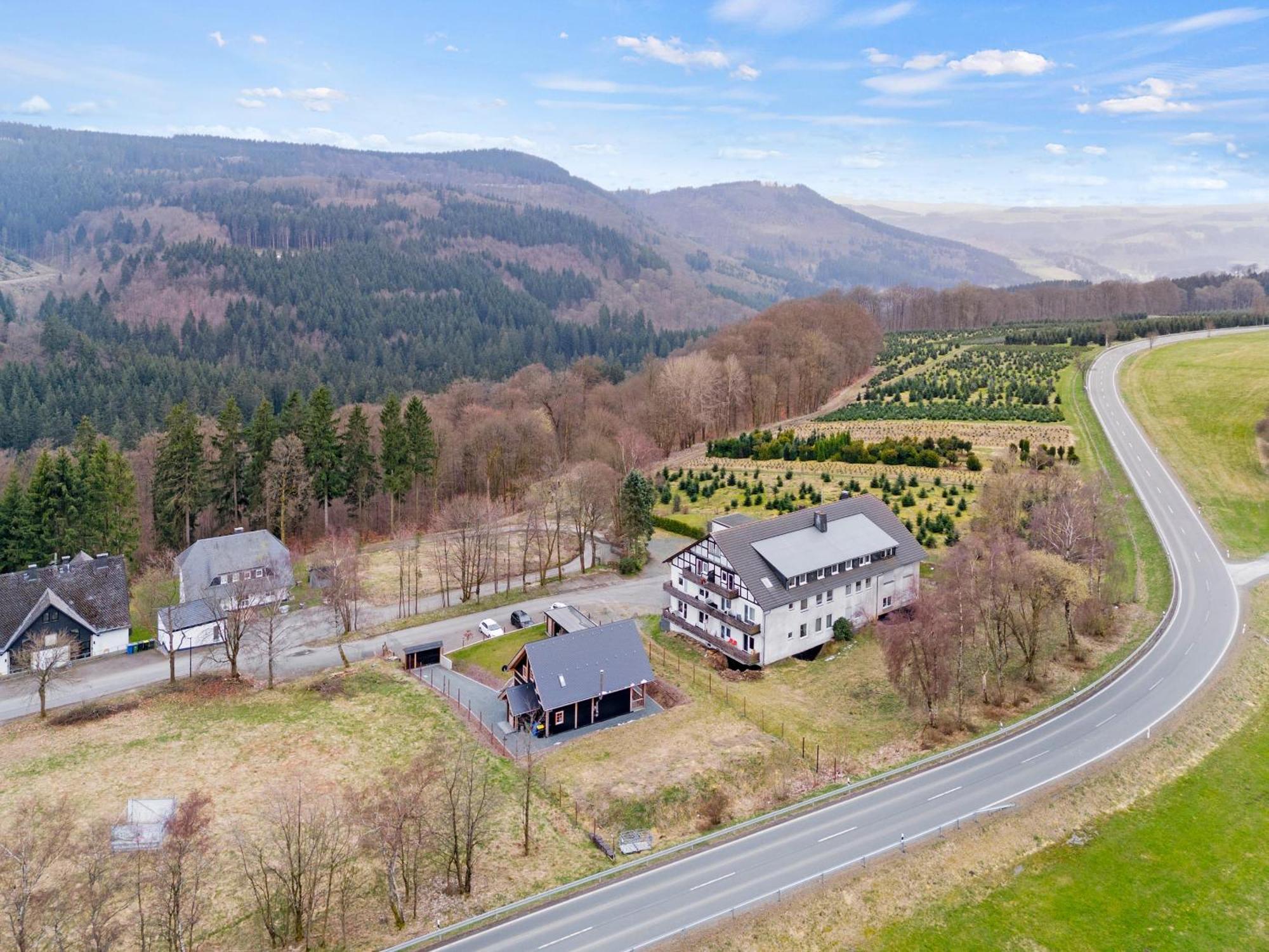 Greenhouse Living Apartment Fagus Mit Terrasse Und Feuerstelle - 6 Minuten Nach Winterberg - 4 Minuten Zur Ruhrquelle - Wandern - Mountainbike Fahren - Reisen Mit Hund & Natur Geniessen Medebach Exterior foto